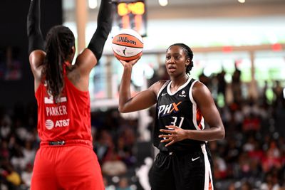 Phoenix Mercury v Atlanta Dream