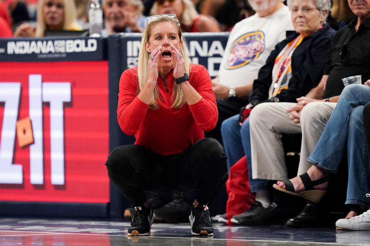 Los Angeles Sparks v Indiana Fever