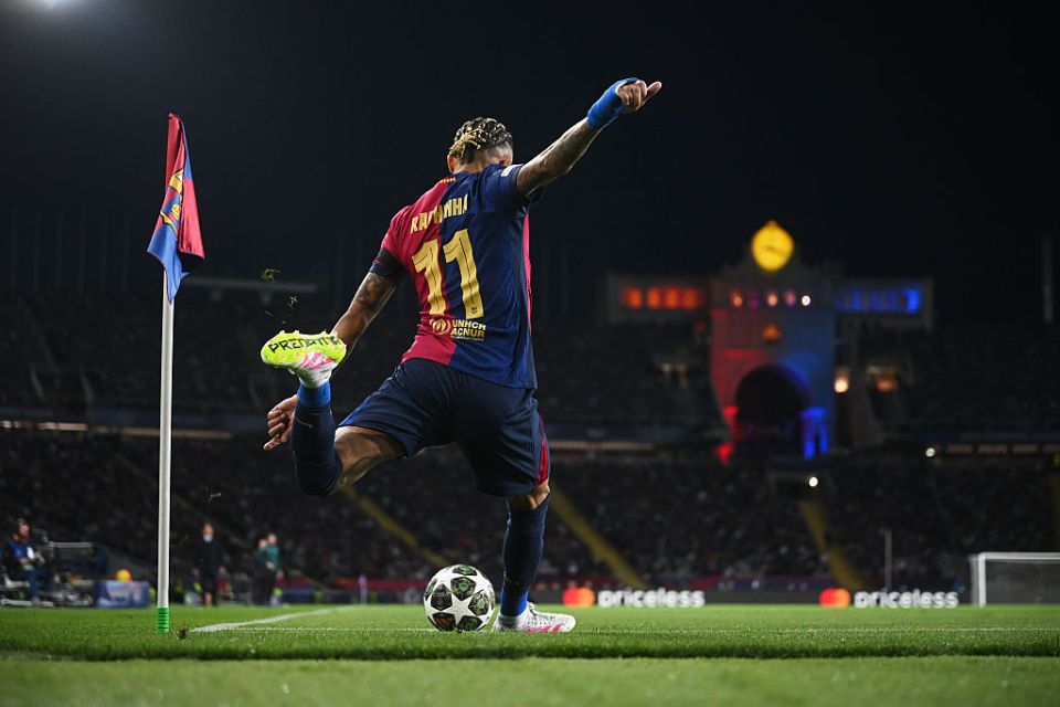 BARCELONA, SPAIN - APRIL 30: Raphinha of FC Barcelona takes a corner during the UEFA Champions League 2024/25 Semi Final First Leg match between FC Barcelona and FC Internazionale Milano at Estadi Olimpic Lluis Companys on April 30, 2025 in Barcelona, Spain. (Photo by Michael Regan - UEFA/UEFA via Getty Images)