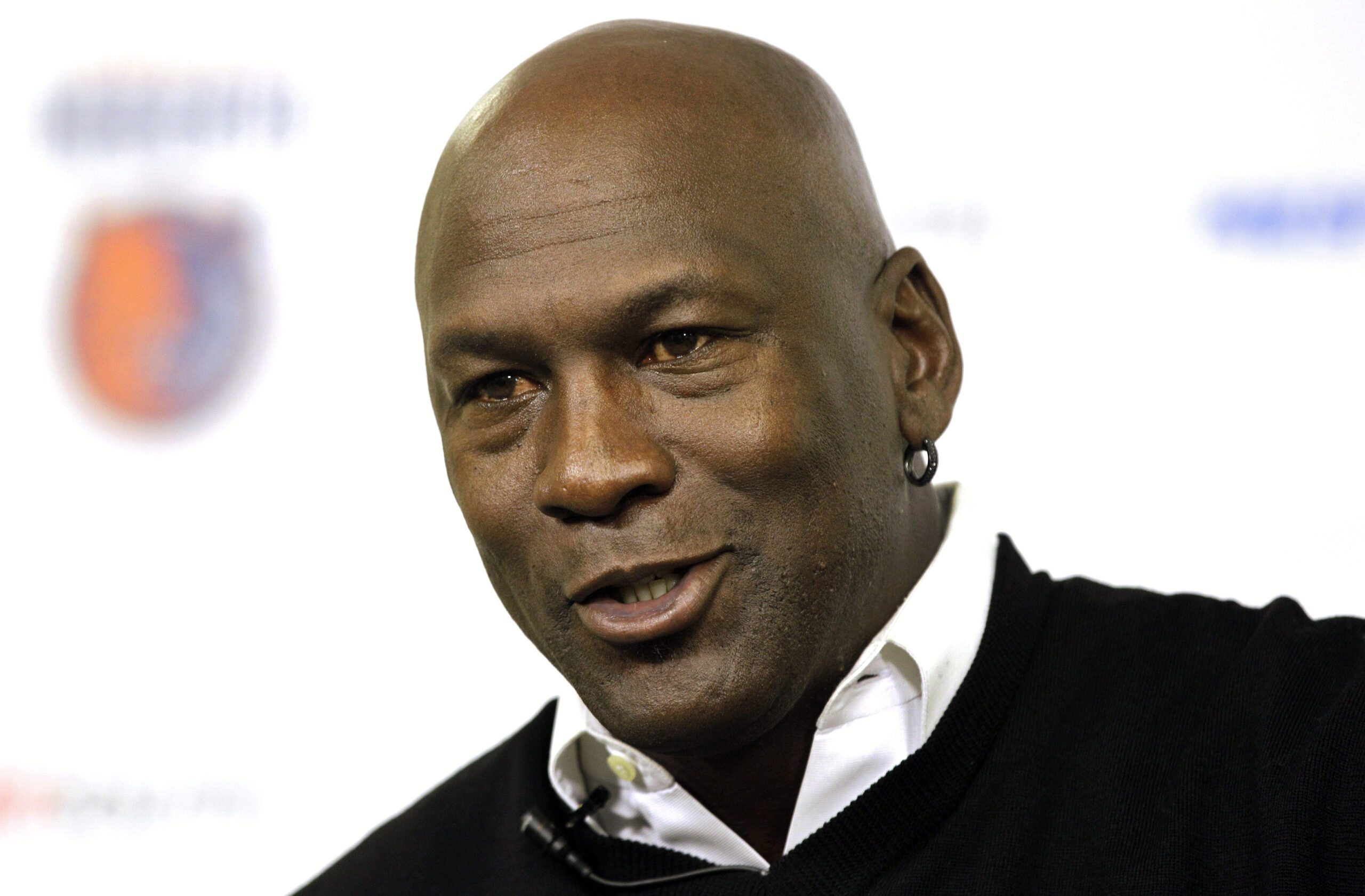 Michael Jordan's role on NBC's NBA coverage reportedly remains unclear, might start as just taped segments