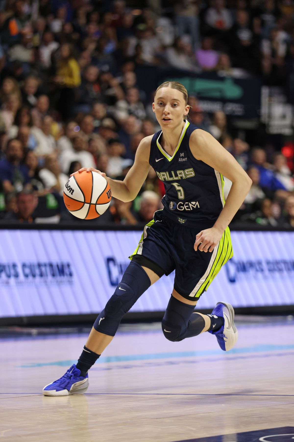 Dallas Wings v Connecticut Sun