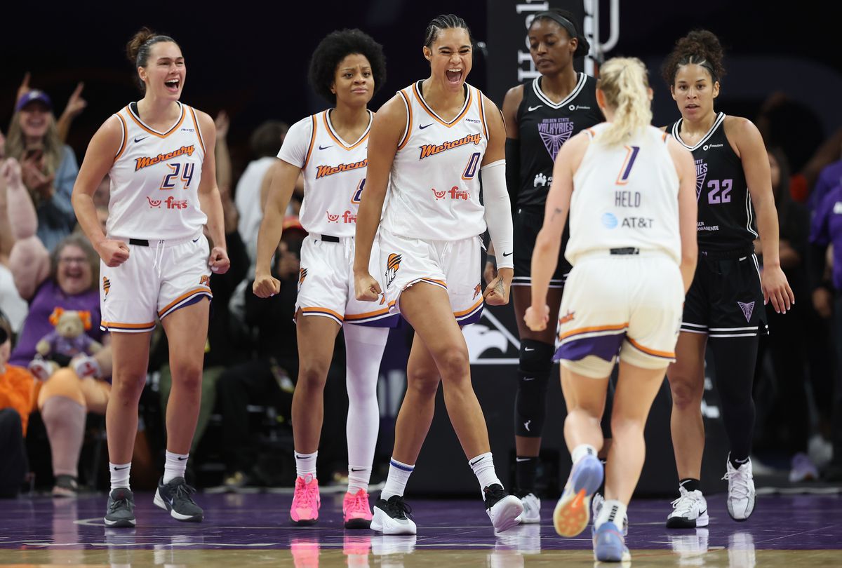 Golden State Valkyries v Phoenix Mercury