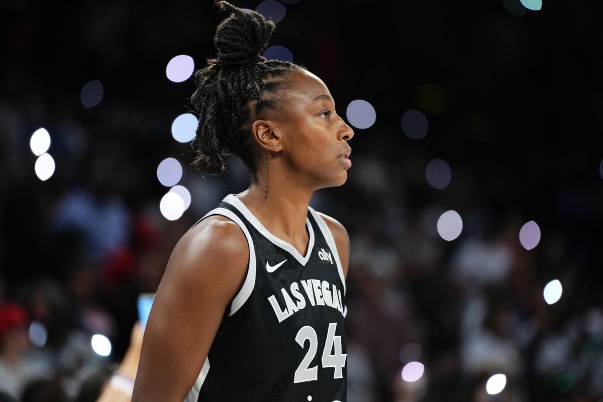Los Angeles Sparks v Las Vegas Aces