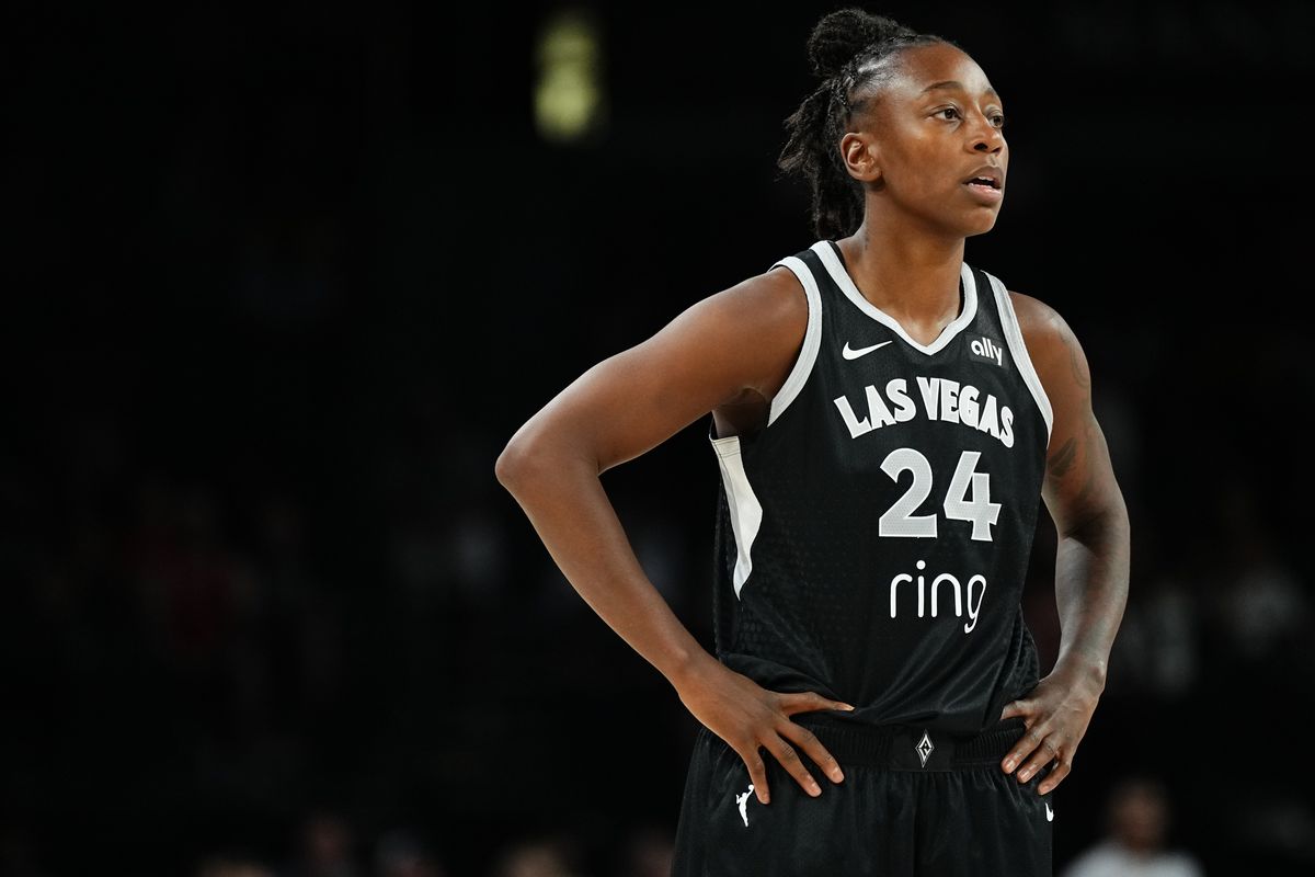 Dallas Wings v Las Vegas Aces
