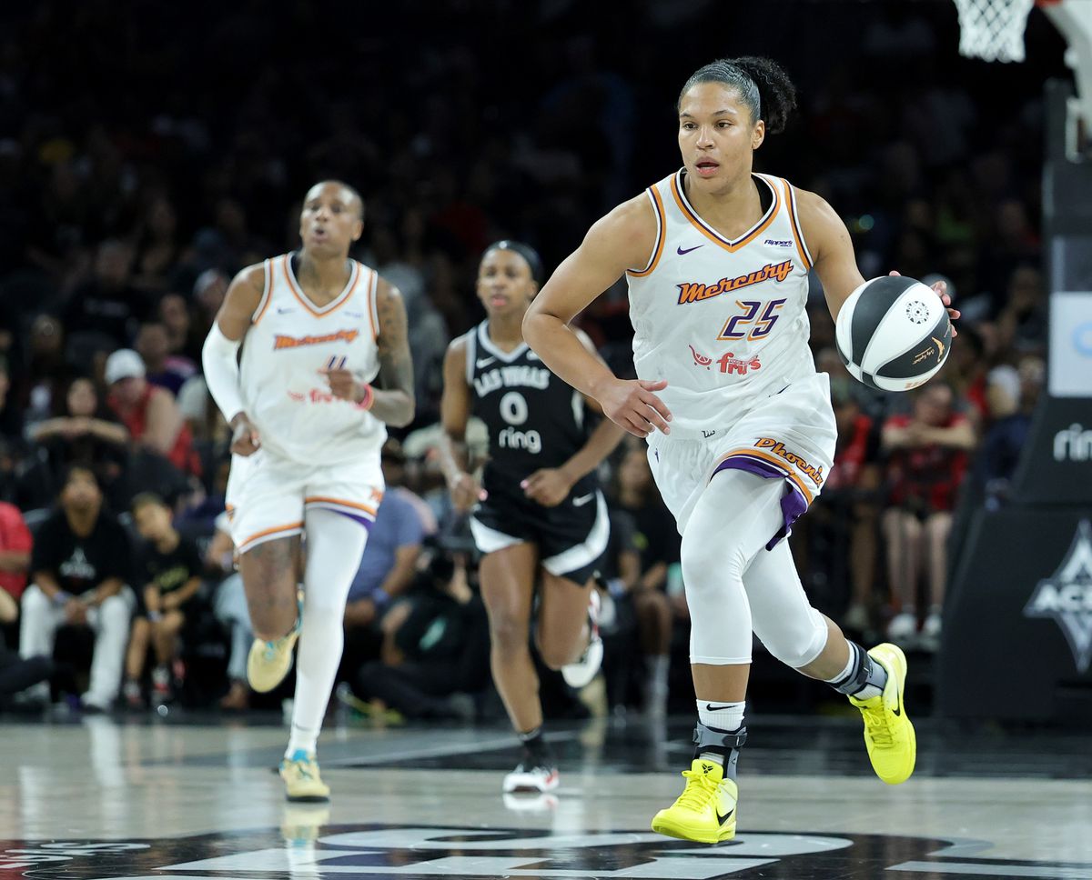 Phoenix Mercury v Las Vegas Aces