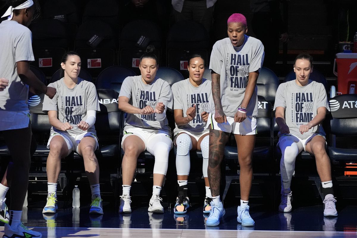 WNBA: Los Angeles Sparks at Minnesota Lynx