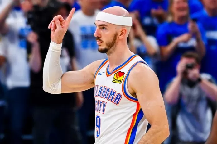 Alex Caruso’s ‘best team in the world’ claim sets tone for Thunder-Lakers Game 1 clash