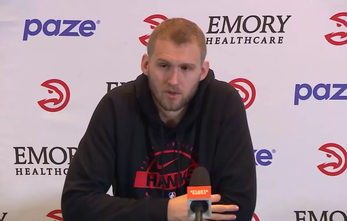 Jock Landale emerges as sought-after stretch center