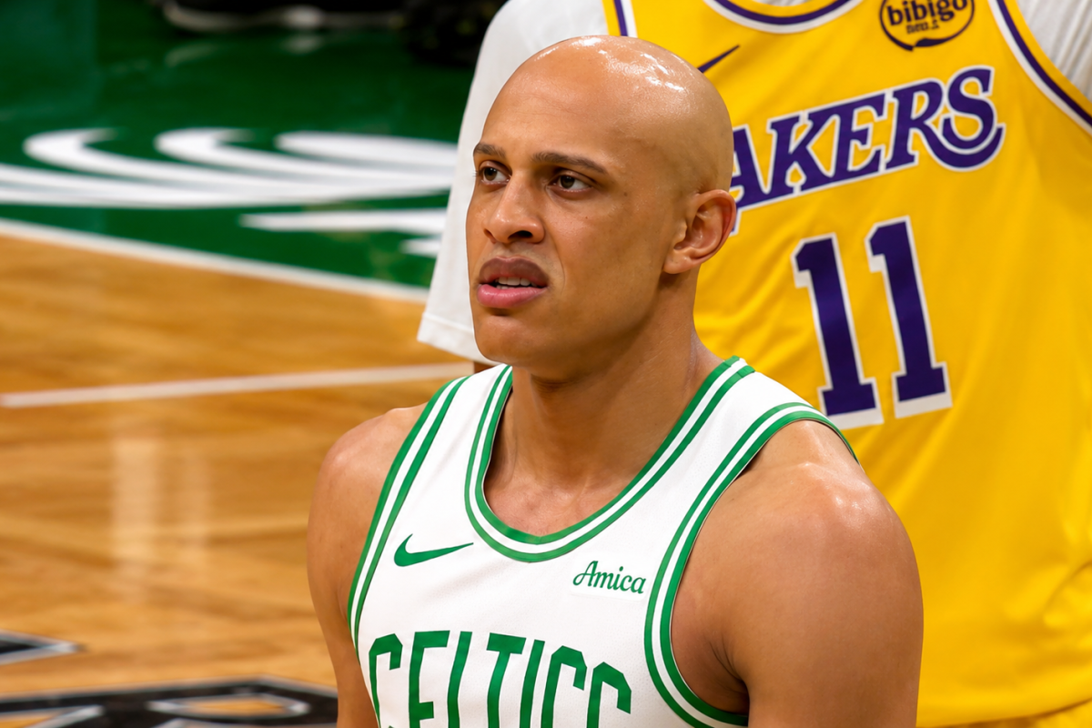 Jordan Walsh signs extension with Celtics