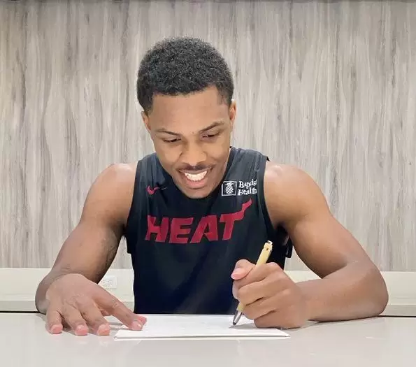Ryan Conwell scores 21 in Heat debut