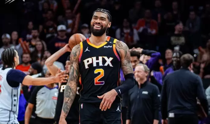Heat sign Nick Richards