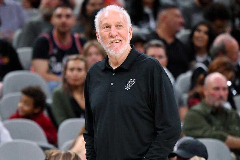Spurs legend Gregg Popovich marries former assistant coach's ex-wife