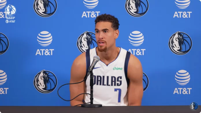 Mavericks waive Dwight Powell