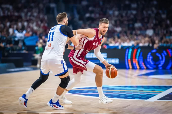 Warriors still lack a timetable for Kristaps Porzingis return